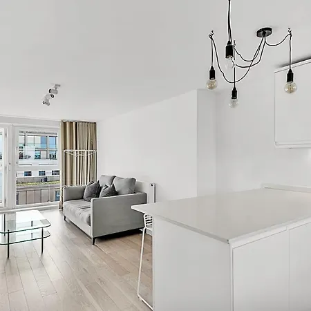 City Relay Radiant Chelsea Flat With City View London Exterior photo
