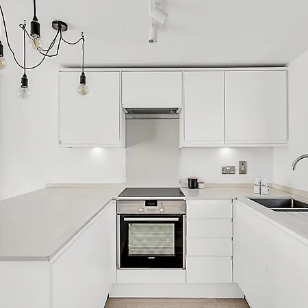 City Relay Radiant Chelsea Flat With City View London Exterior photo