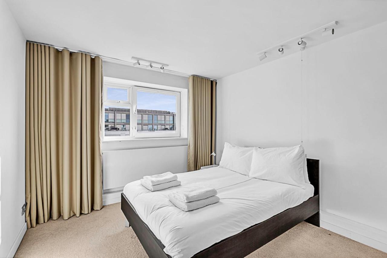 Relay Radiant Chelsea Flat With View * London