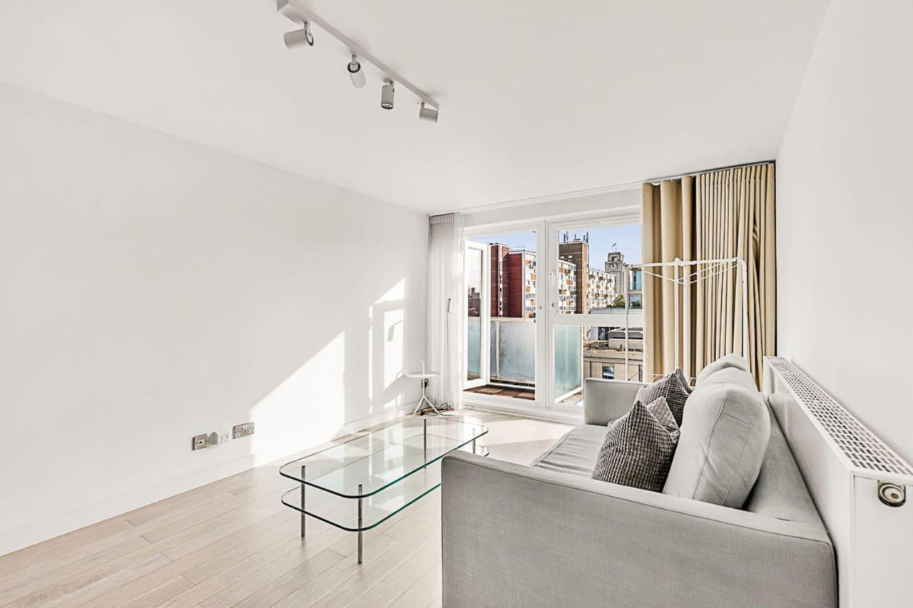 Relay Radiant Chelsea Flat With View London