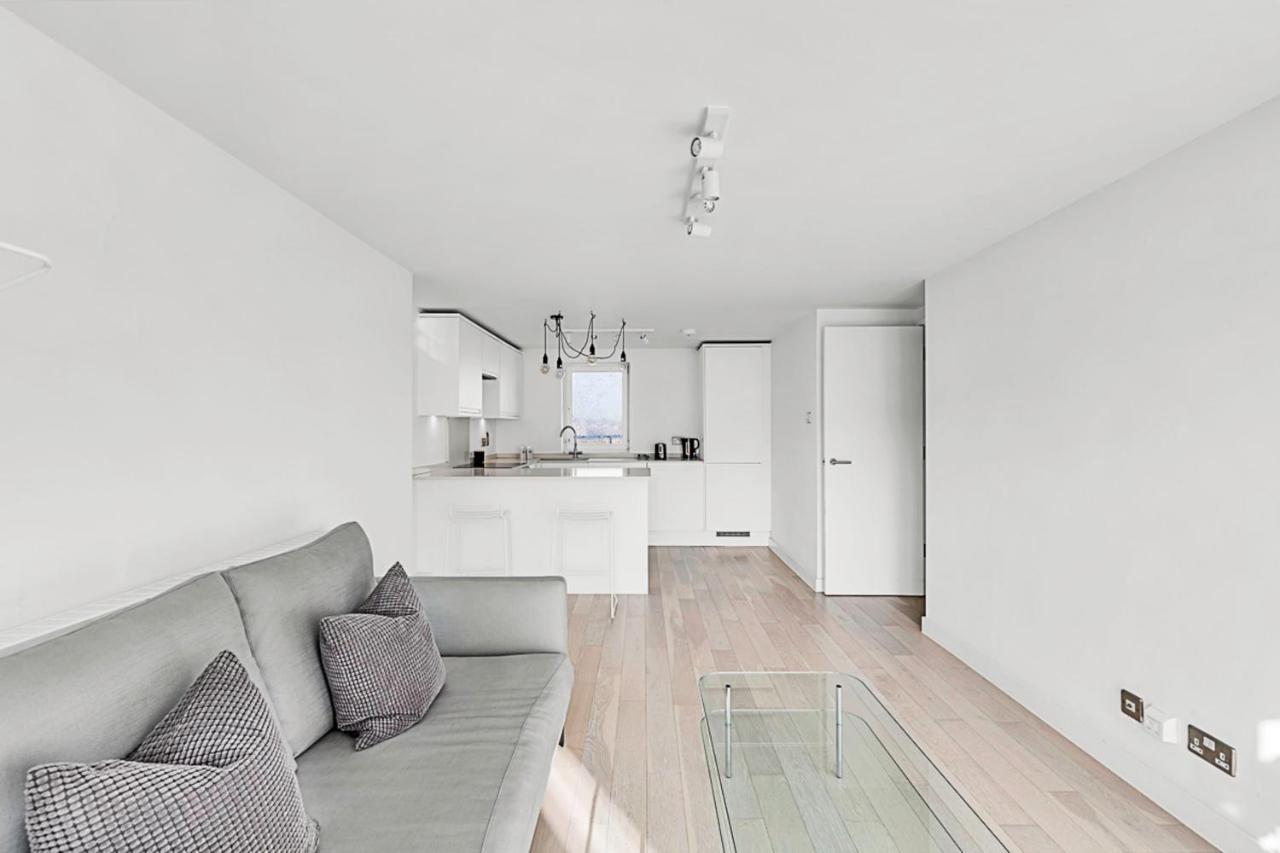 Apartment Relay Radiant Chelsea Flat With View *
